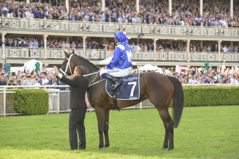 Winx Signs Off With 33rd Straight Victory In Front Of Sell-Out Crowd
