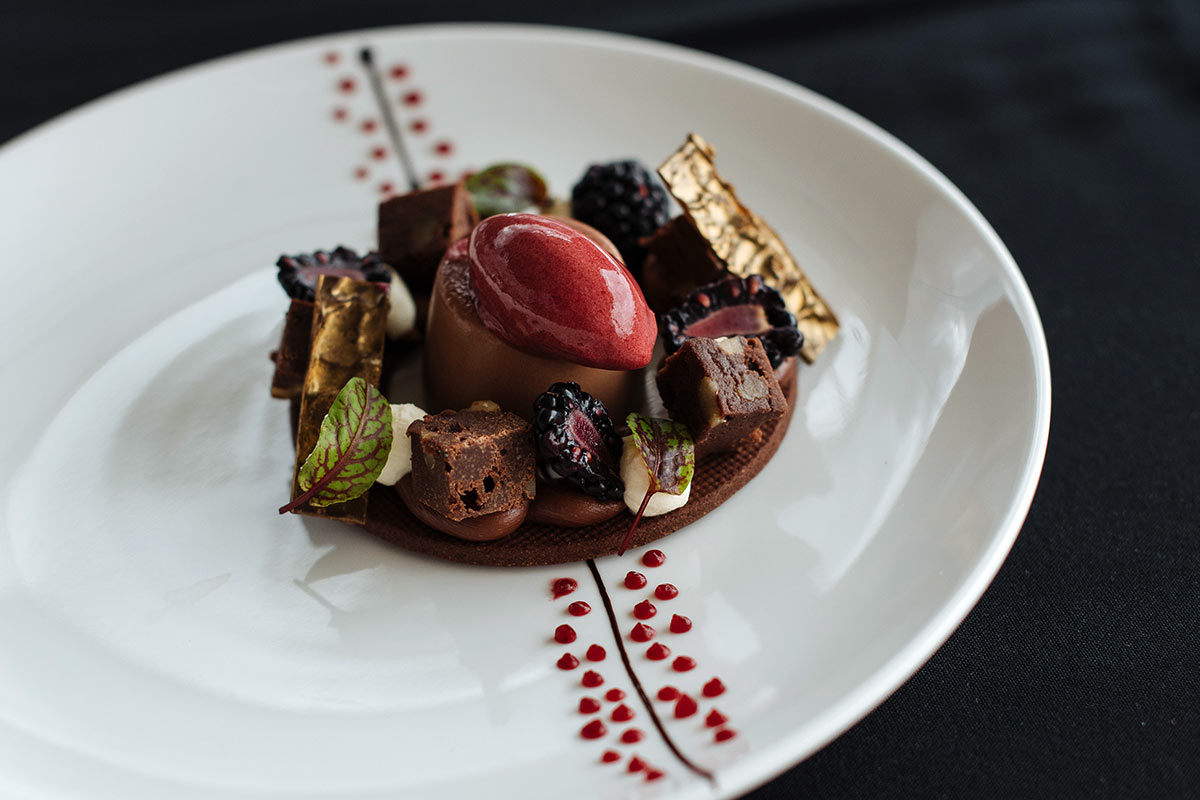 Premium Dining Awaits at Rosehill Gardens
