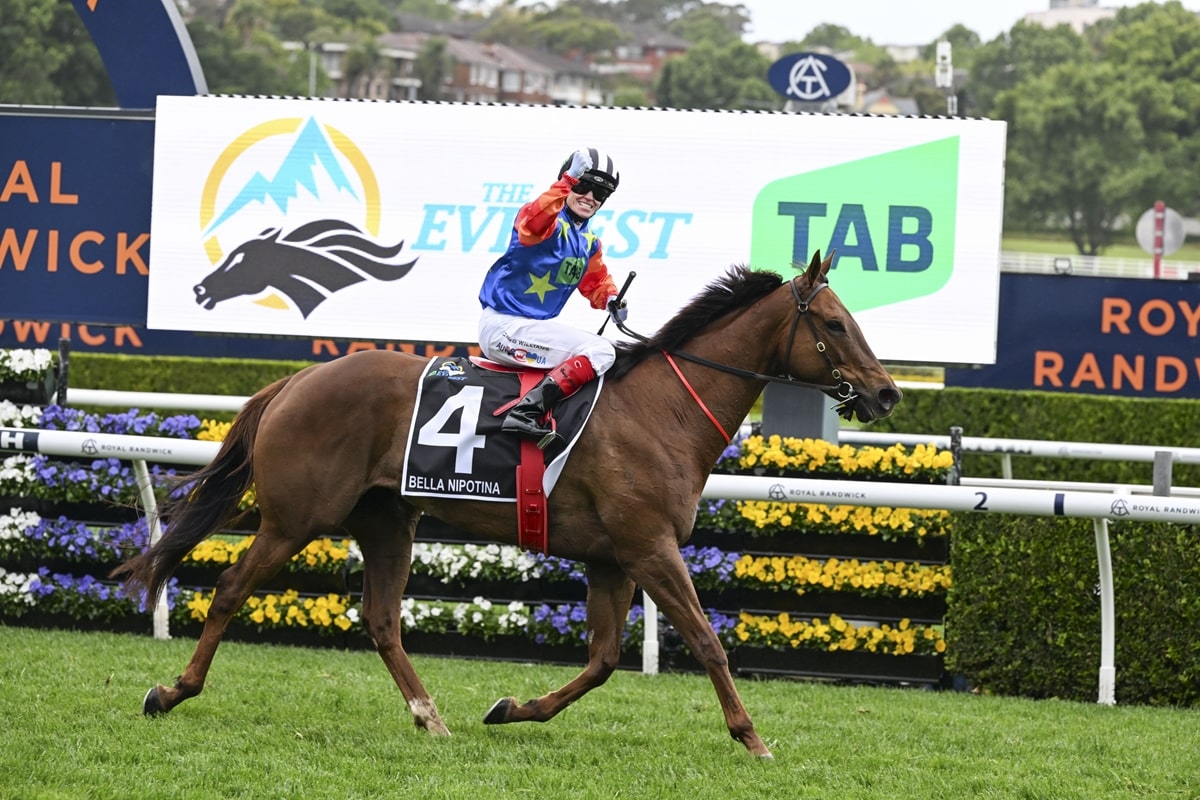 A SoldOut TAB Everest Day Brings 49,117 Racing Fans to Royal Randwick