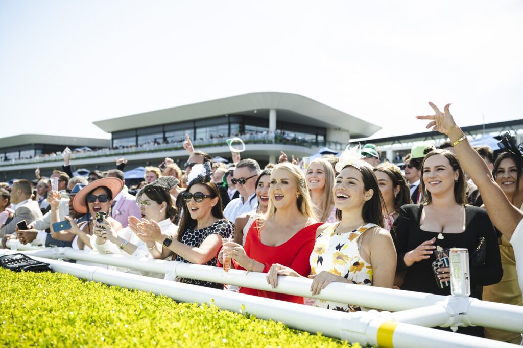 Sydney Races Watch the horses at Royal Randwick - Australian Turf Club