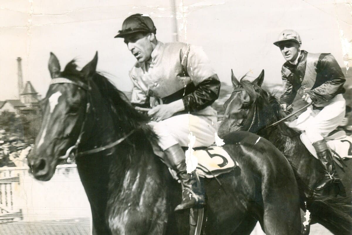The racehorse Shannon is shown returning to scale in 1945.