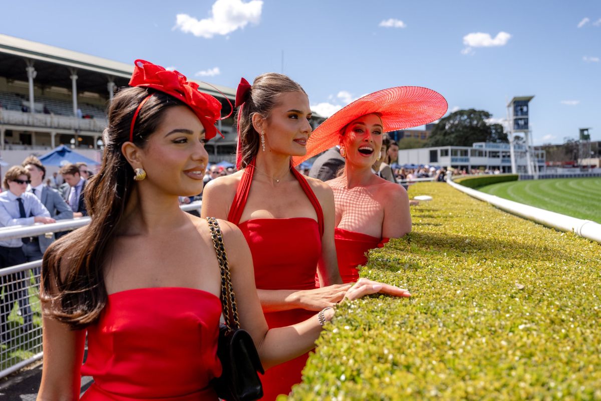 Sydney Races Royal Randwick Comes Alive on Sydney Surf to Turf Day